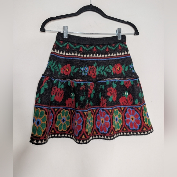 Farm Rio Tapestry Knit Mini Skirt XS Boho Floral Tiered Sweater Skirt - Picture 3 of 7